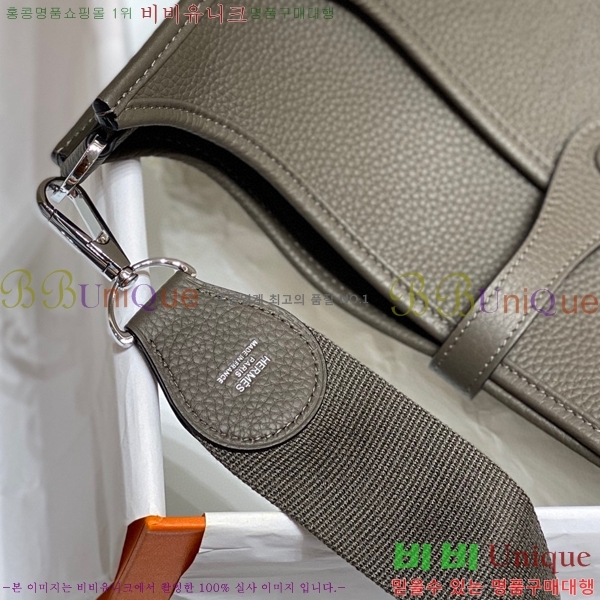 #޽  HE78139-8