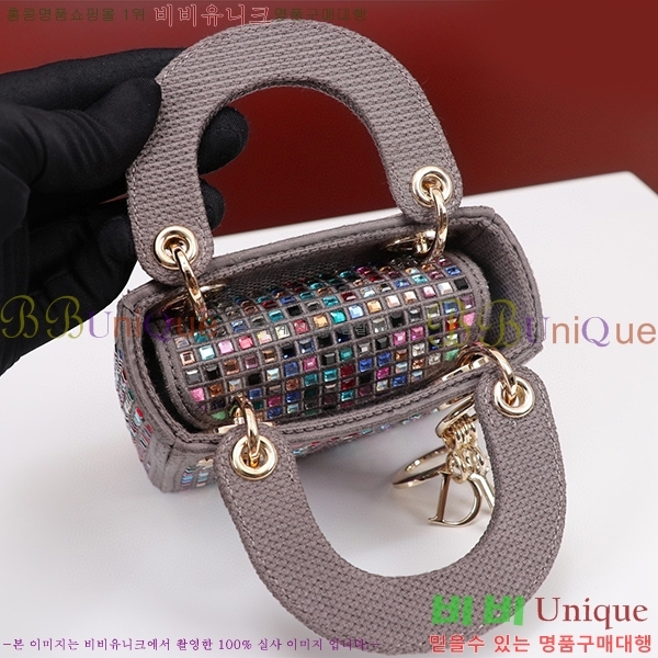 # ̵ ũ S085686-100