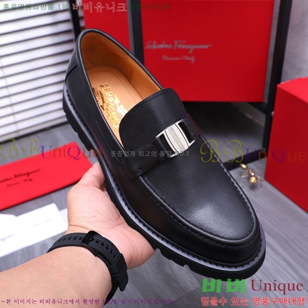 󰡸   36F2441811-2