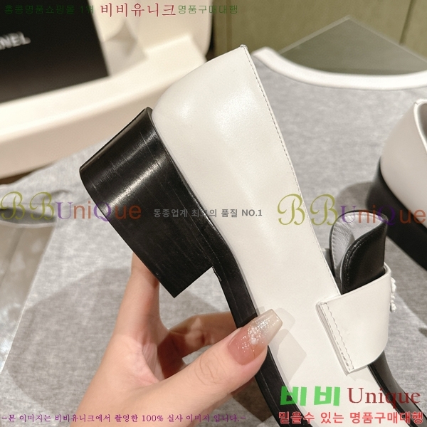 ���� ���� ���� CH489720-1