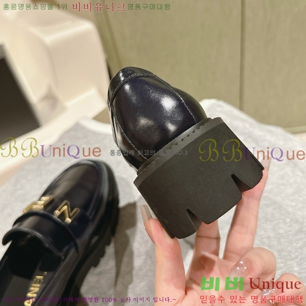 ���� ���� ���� CH704198-2