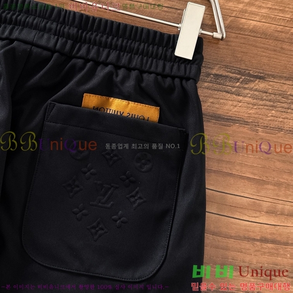  ̺  13LFD252127-2