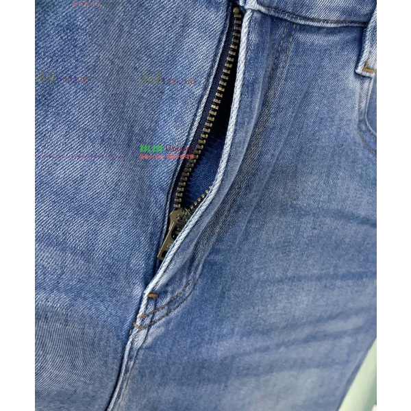   û PR7899356