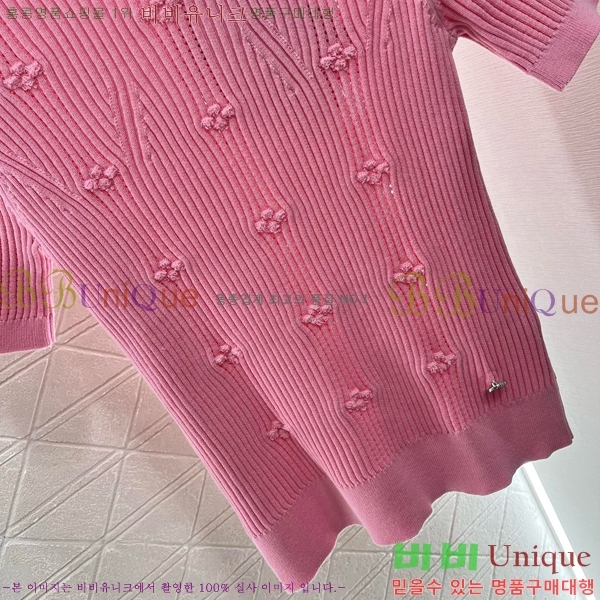  *   Ƽ CH4305540-8
