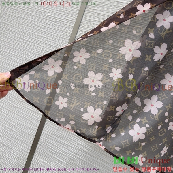  ̺  LV23033-3