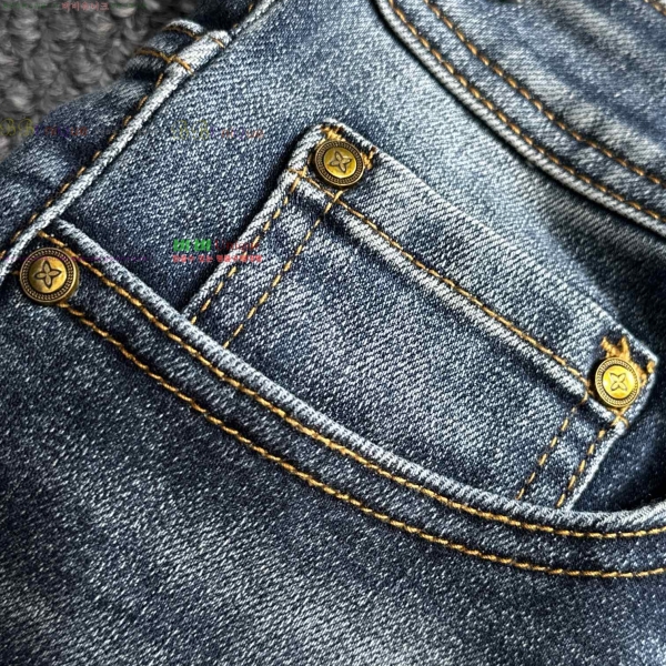  ̺ û 18LV254258-4