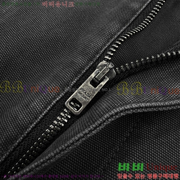    P9175067