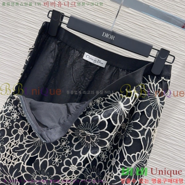   ĿƮ DO245080-4