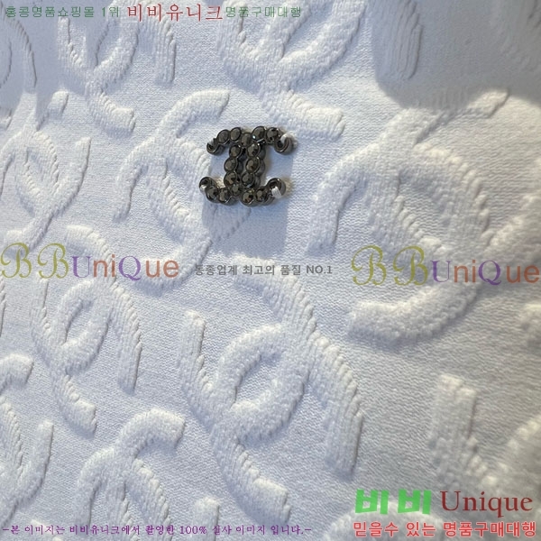  *  Ƽ CH24112880-1