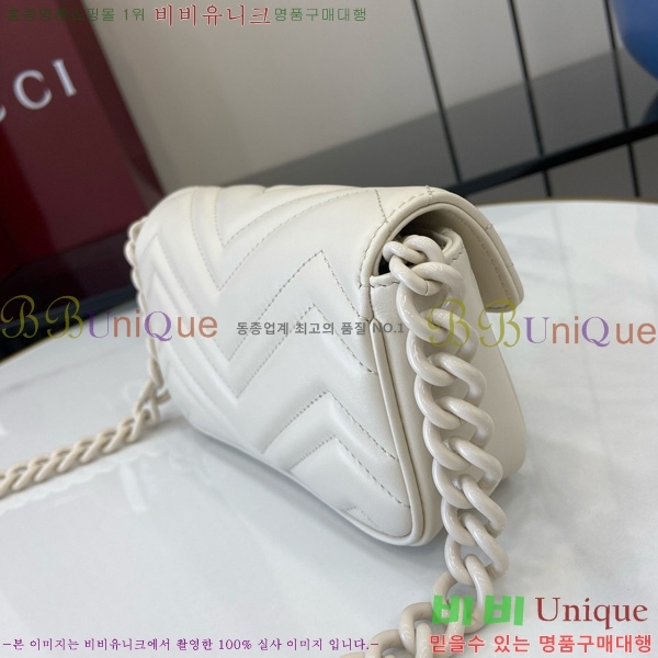# GG Ʈ Ʈ  699757-102