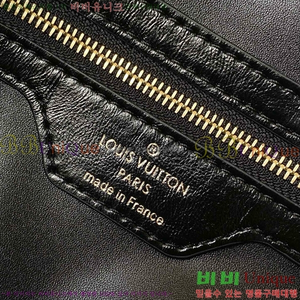 #̺ Ű 40 M13668-104