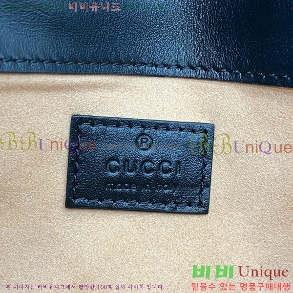 # GG Ʈ Ʈ  699757-104