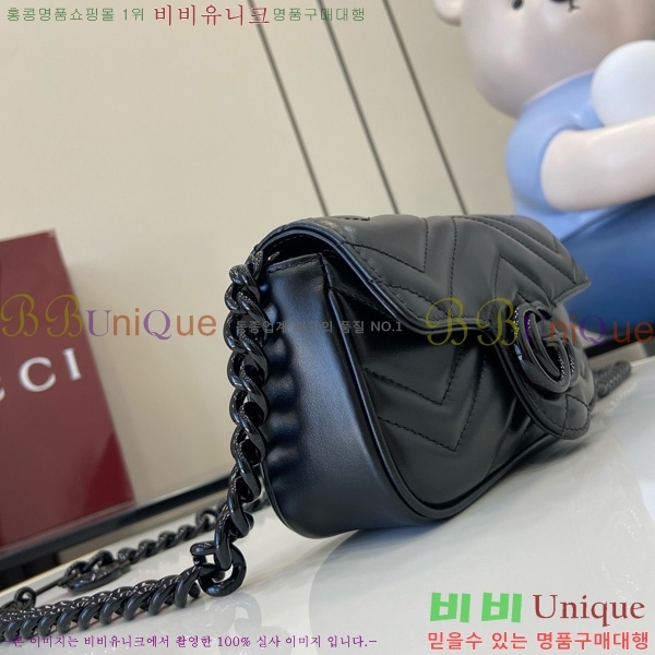# GG Ʈ Ʈ  699757-104