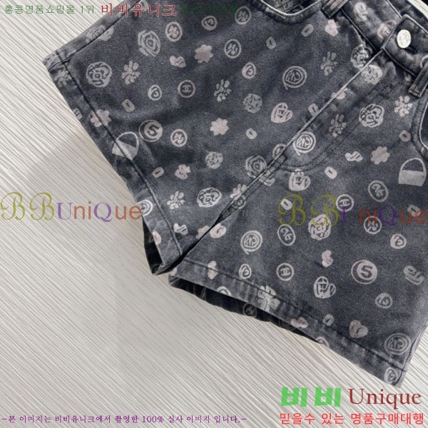  *   21CA25621-4