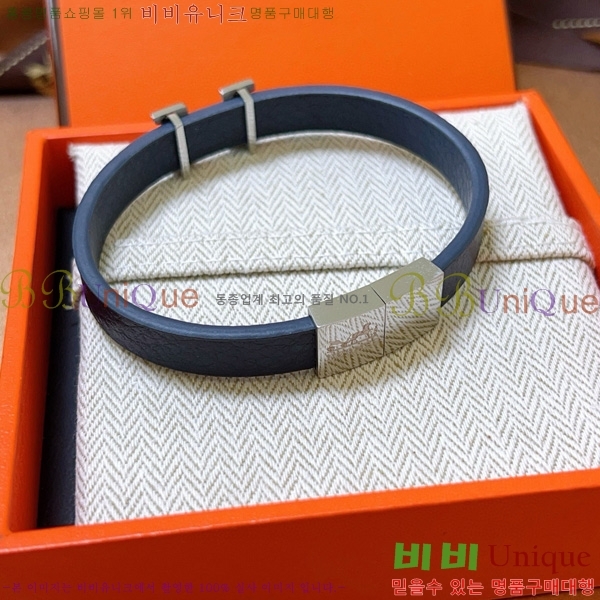 ޽  H959563-2