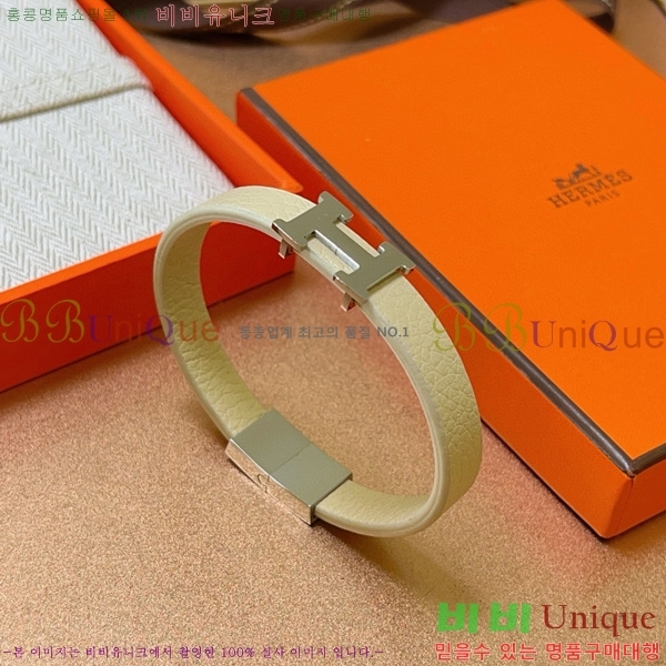 ޽  H959563-1