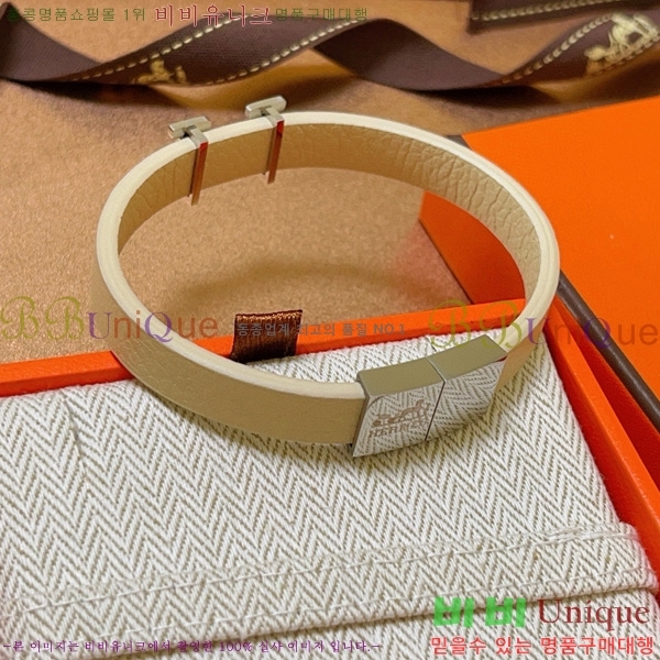 ޽  H959563-1