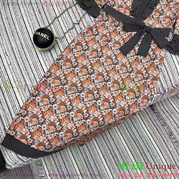   ǽ PRA244377-1