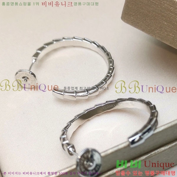 Ұ Ͱ BV22422-4