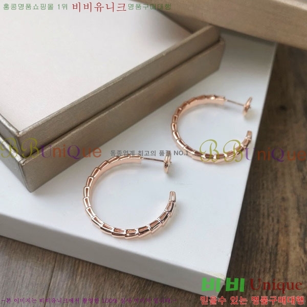 Ұ Ͱ BV22422-4