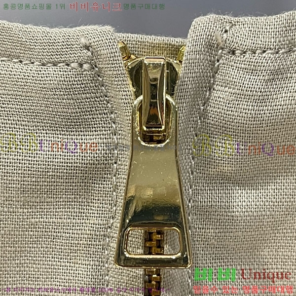   ǽ M4X157122-5