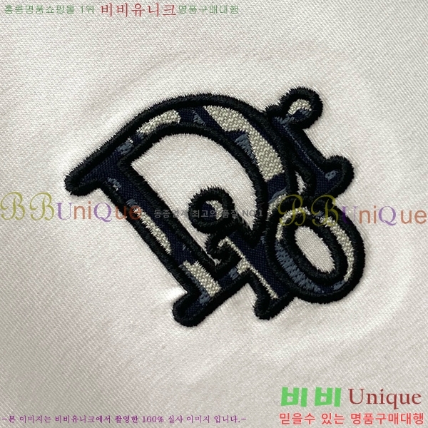    Ƽ D4297875-2