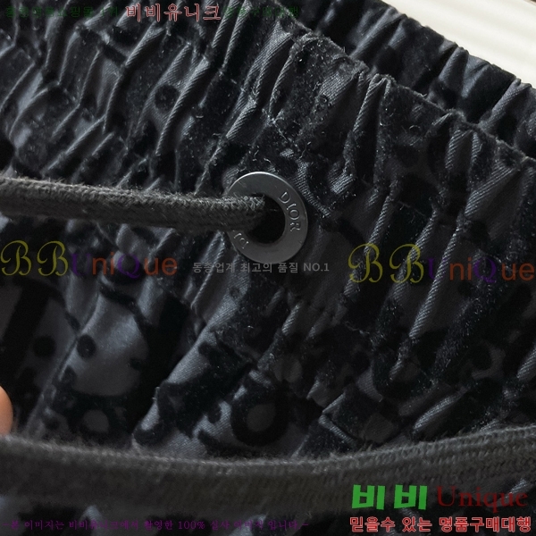   ݹ D25416375