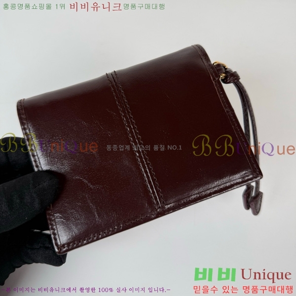 # ī̽  1M0204-206
