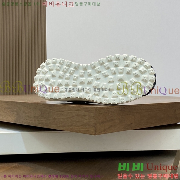  ** Ŀ MO97014-3