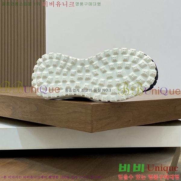  ** Ŀ MO97014-1