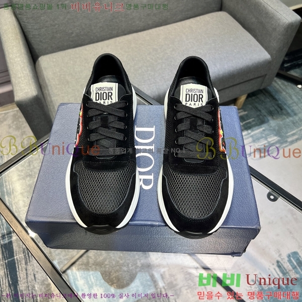   Ŀ DR974929-2