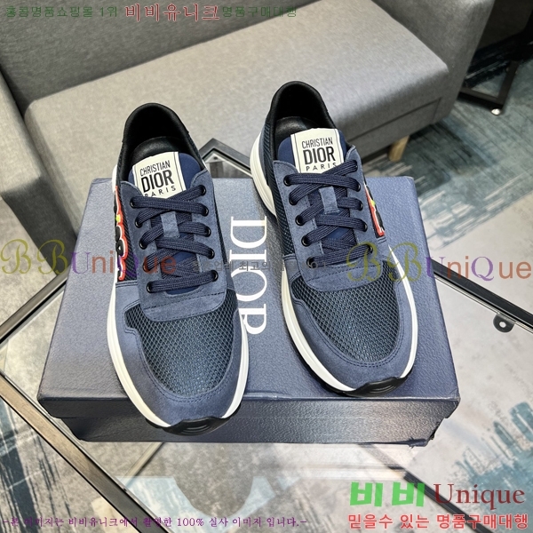   Ŀ DR974929-4