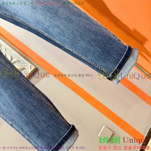  üذٳ û F977405