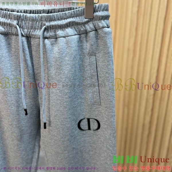    D4236355-2