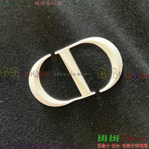    D4236355-1