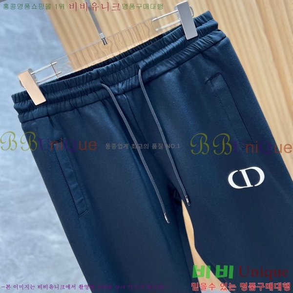    D4236355-1