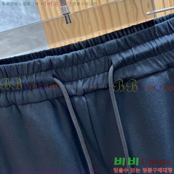    D4236355-1