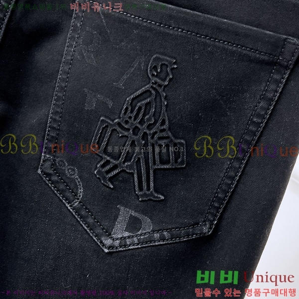   û P25416573