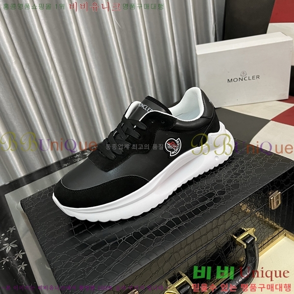  ** Ŀ MO97015-4