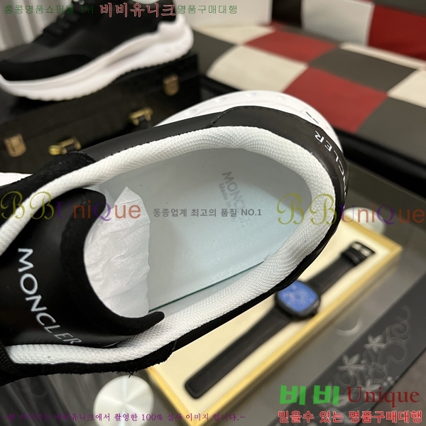  ** Ŀ MO97015-4
