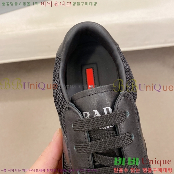   Ŀ R576743-8