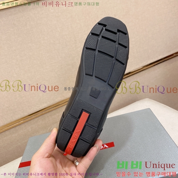   Ŀ R576743-8