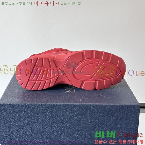   Ŀ DR974928-5
