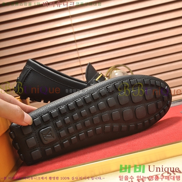  ̺  L7161628-24