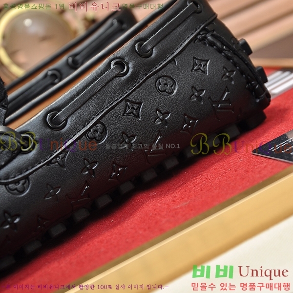  ̺  L7161628-38