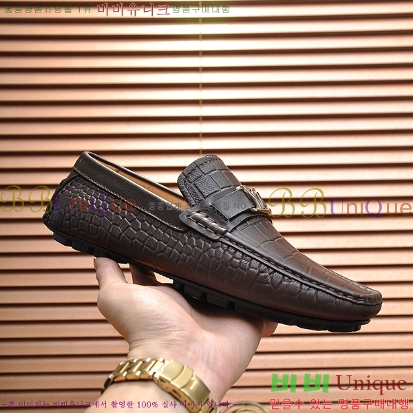  ̺  L7161628-9