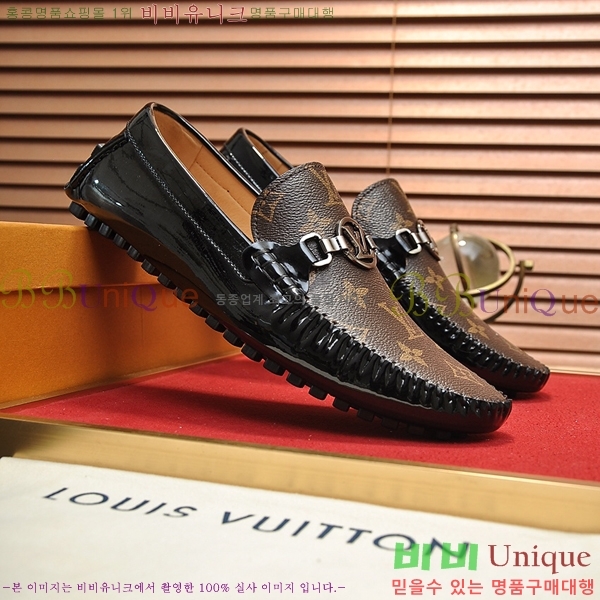  ̺  L7161628-8