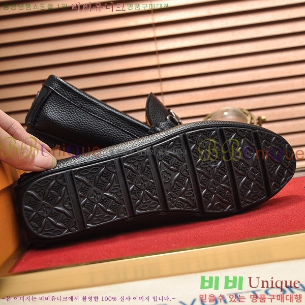  ̺  L7161628-6