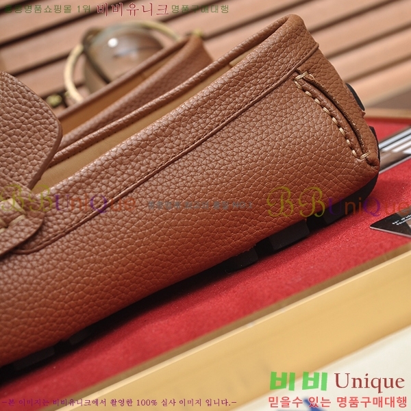  ̺  L7161628-30