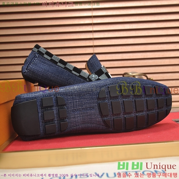  ̺  L7161628-33